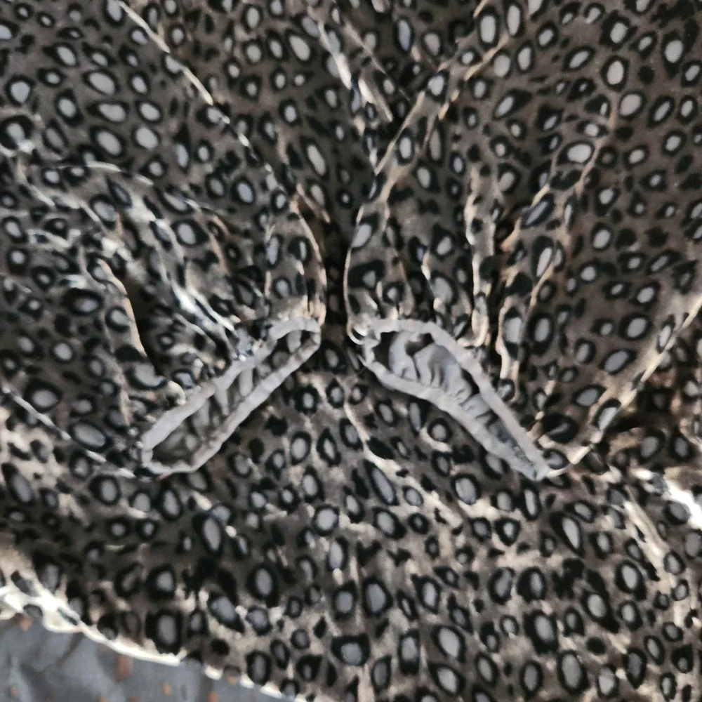 What Goes Around Comes Around Animal Print Velvet Burnout Tunic Large Black Gray
